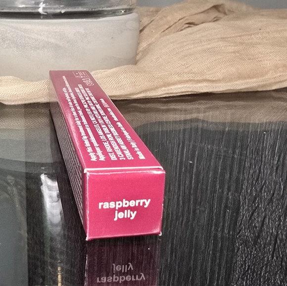 Rhode Peptide Lip Raspberry Jelly - Picture 3 of 3
